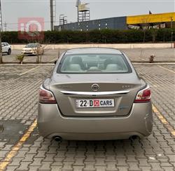 نيسان ألتيما